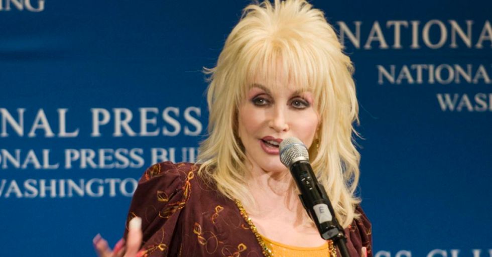 Dolly Parton Speaks Out About About North Carolina’s ‘Bathroom Bill’