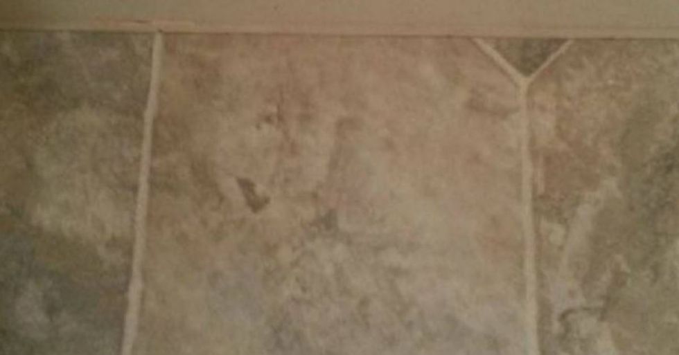 Can You See Donald Trump In This Bathroom Tile?