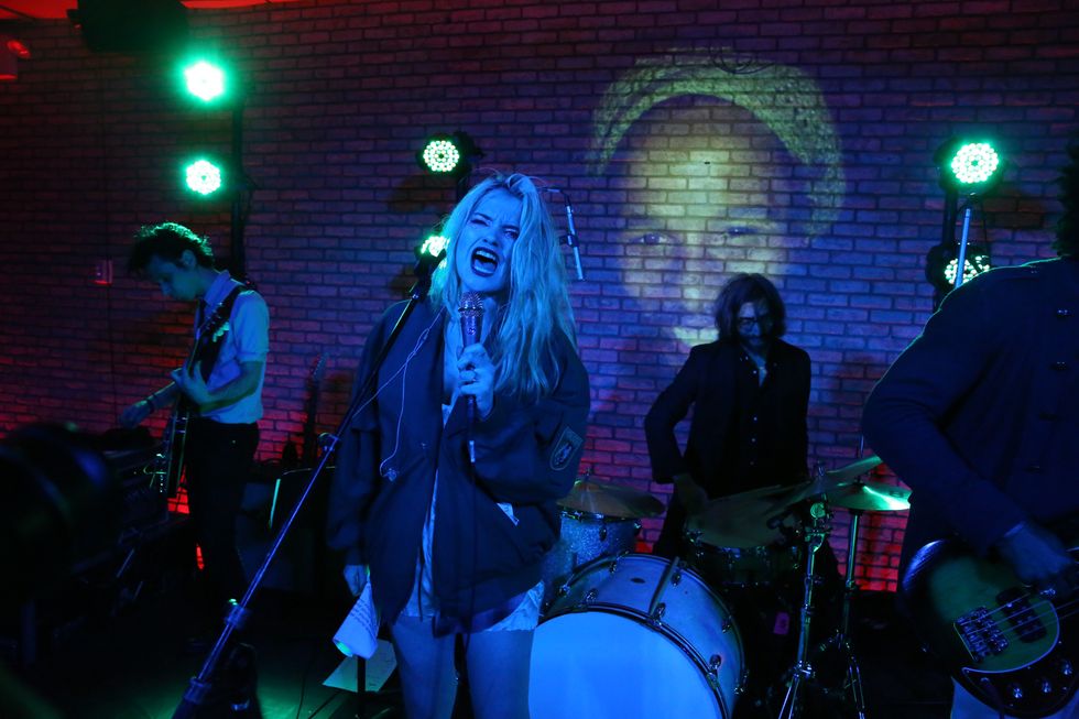 Singer Sky Ferreira Issues A Twitter Takedown Of A Sexist Article Written About Her