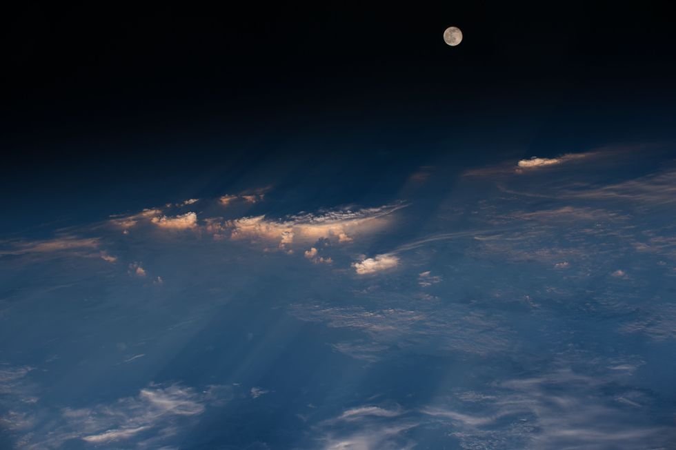 Here’s How The United States And Russia Plan To Go Back To The Moon Together