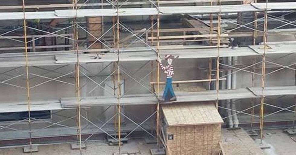 Construction Worker Helps Sick Kids By Playing ‘Where’s Waldo?’