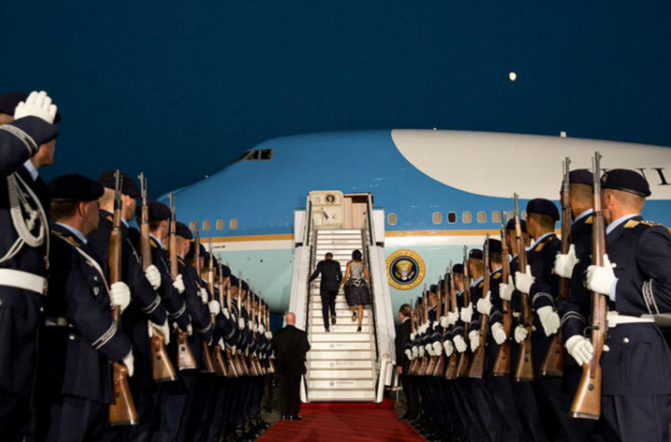 11 Incredible Photos of President Obama That Will Go Down In History