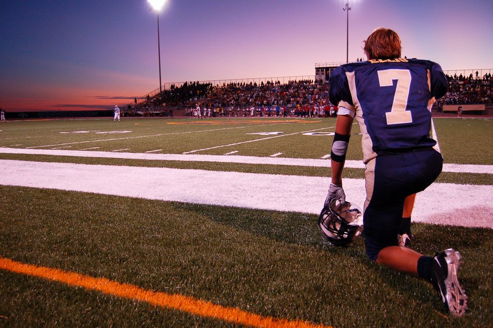 Infographic: Debunking The “Dumb Jock” Stereotype
