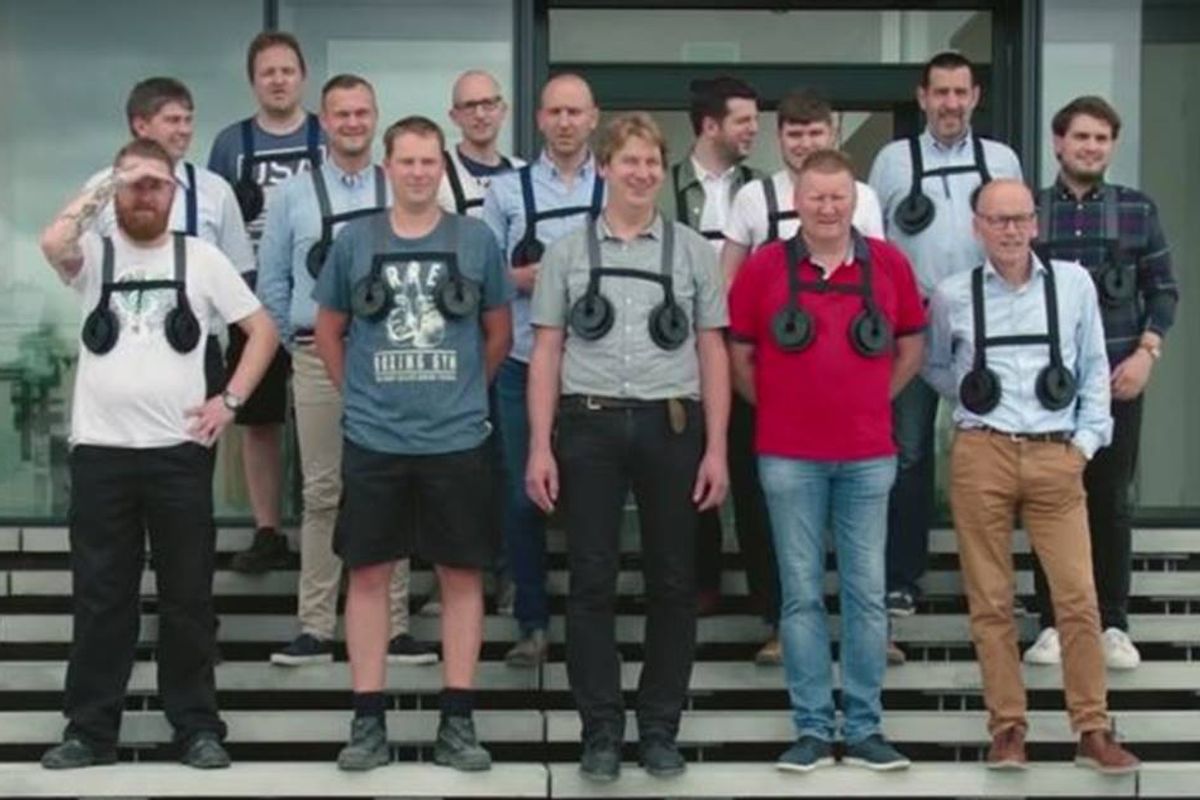 primadonna, men experience breasts, ignace van doorselaere