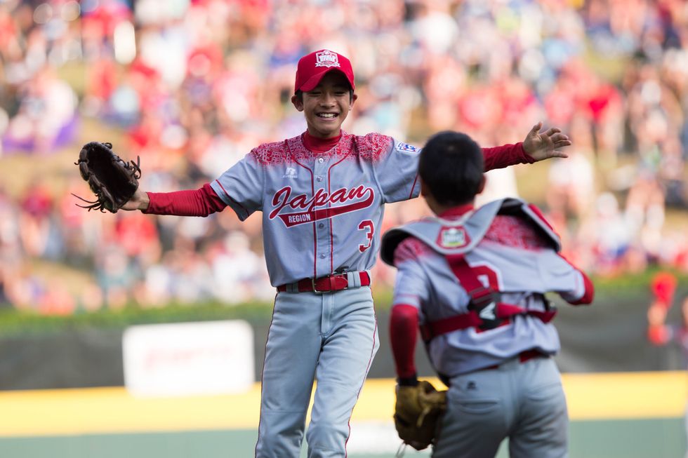 7 Types Of Kids You Always See At The Little League World Series (And 1 Mom)