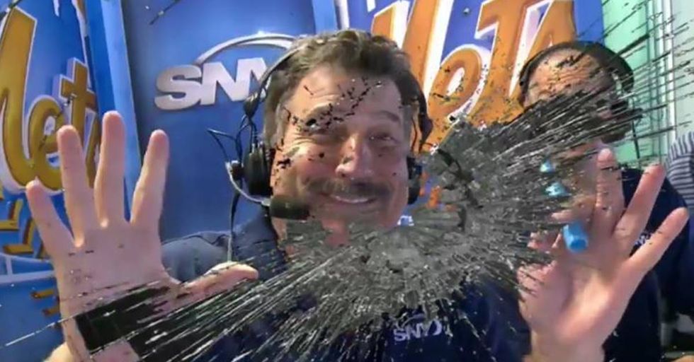 Keith Hernandez ‘Shatters’ A Camera Lens During Mets Broadcast