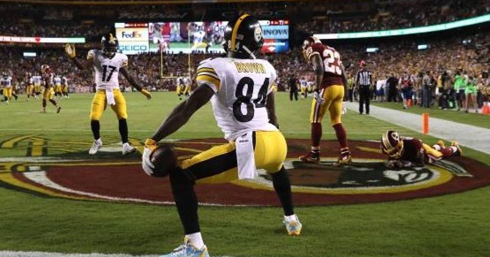 Steelers' Receiver Antonio Brown Fined For Twerking