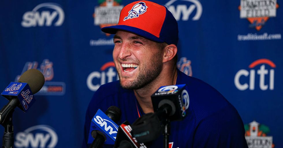 Tebow Homers On First Pitch As Baseball Pro