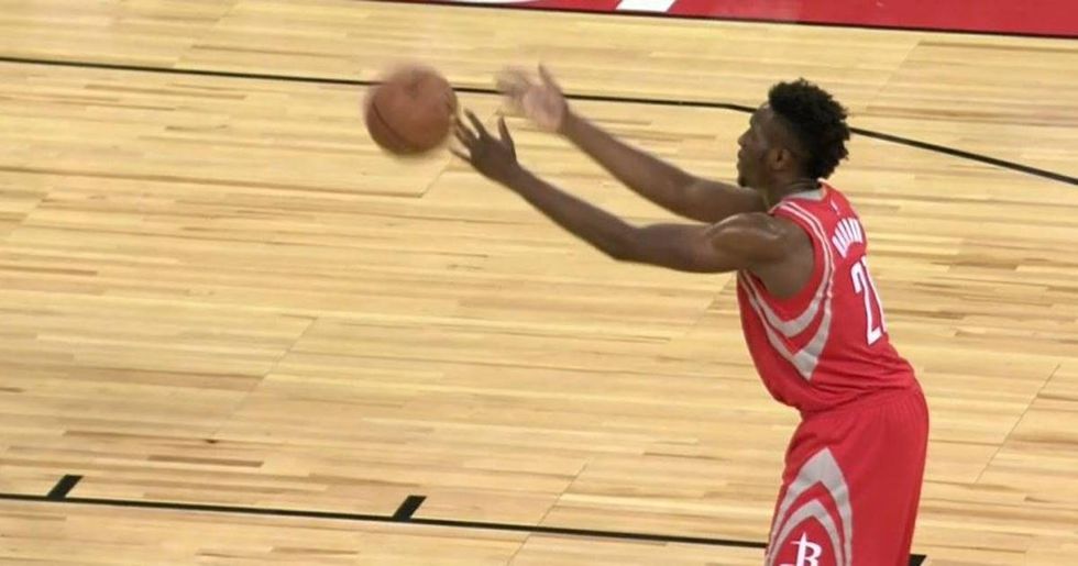 Rockets’ Rookie Chinanu Onuaku Brings Back the ‘Granny’ Shot
