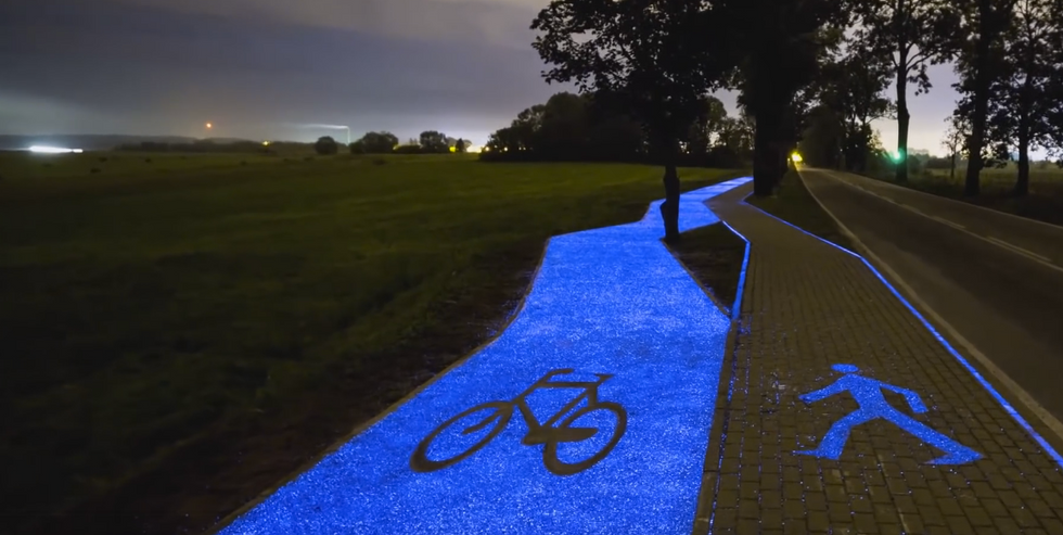 You’ll Definitely Want To Cruise Down This Stunning Glow-In-The-Dark Bike Path