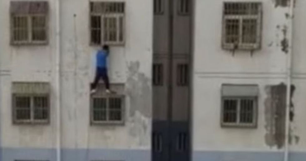 Random Act of Sport: ‘Spider-Man’ Climbs Building To Save Child Stuck In Window