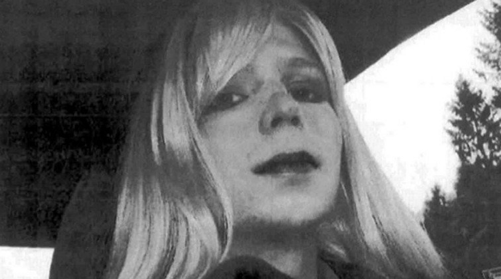 Obama Commutes Sentence Of Whistleblower Chelsea Manning