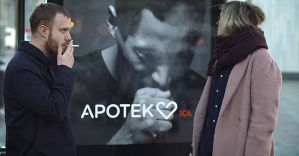 Clever Anti-Smoking Billboard Will ‘Cough’ Whenever Someone Lights Up Around It