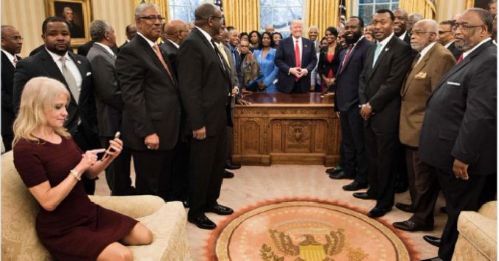 Photo Of Kellyanne Conway Kneeling In Oval Office Takes On Bizarre Life Of Its Own