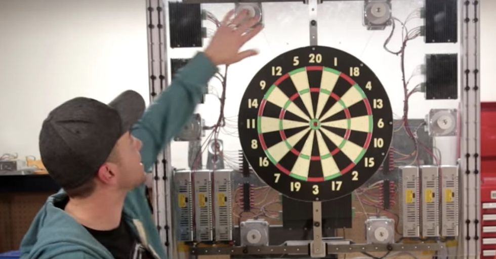 A NASA Engineer Invented A Brilliant Moving Dart Board That Makes Every Toss A Bull’s-Eye
