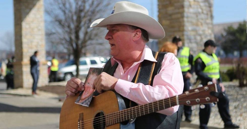 The ‘Trump Troubadour’ Now Regrets His Vote