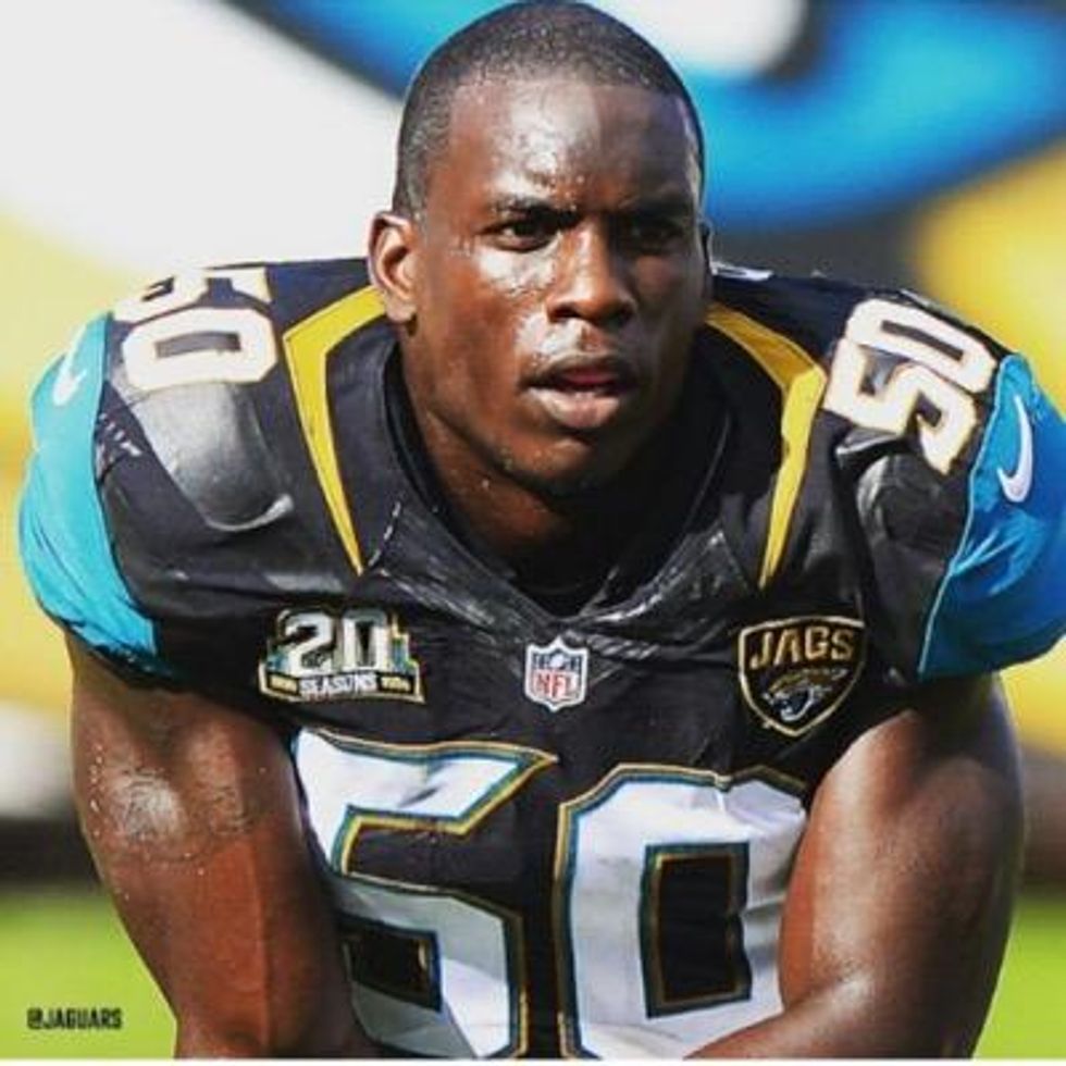 NFL Linebacker Calls Out Players Who Charge Kids For Football Camps