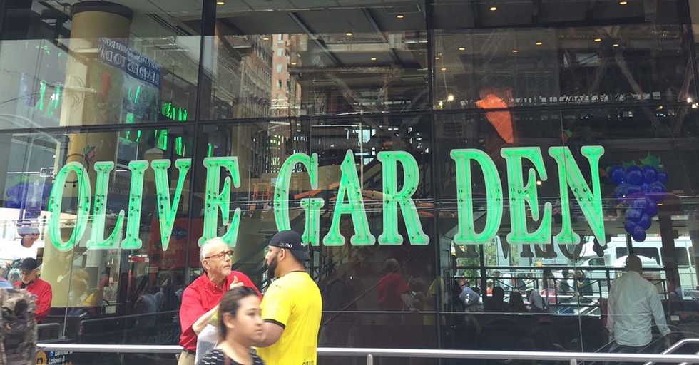 A Former Manager Reveals The Insane Operations Of The Times Square Olive Garden