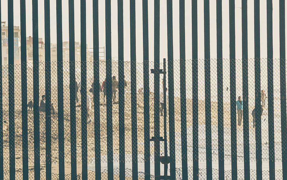 Water Parks, Giant Bubbles, And Other Alternative Ideas For Trump’s Border Wall