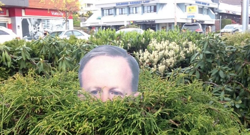 Why Sean Spicer's Face Is Showing Up In Bushes Around The World