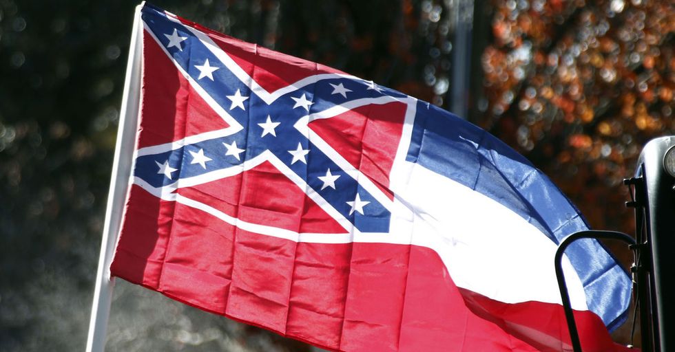 Confederate Flag Controversy Swirls At Mississippi Softball Playoff