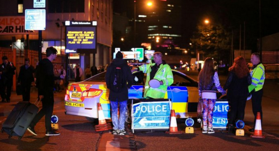 #RoomForManchester: Strangers Offer Help And Kindness In The Aftermath Of Manchester Explosion