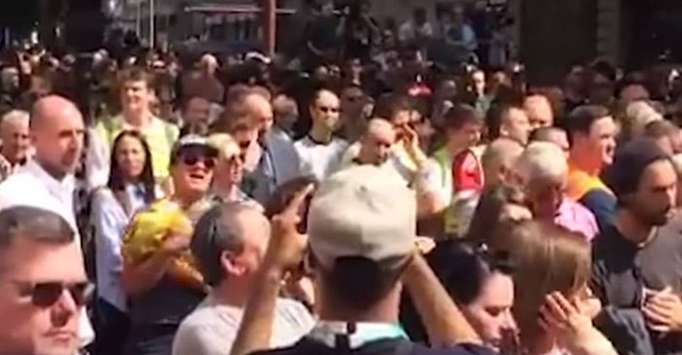 Manchester Vigil Spontaneously Breaks Into A Rousing Version Of ‘Don’t Look Back In Anger’