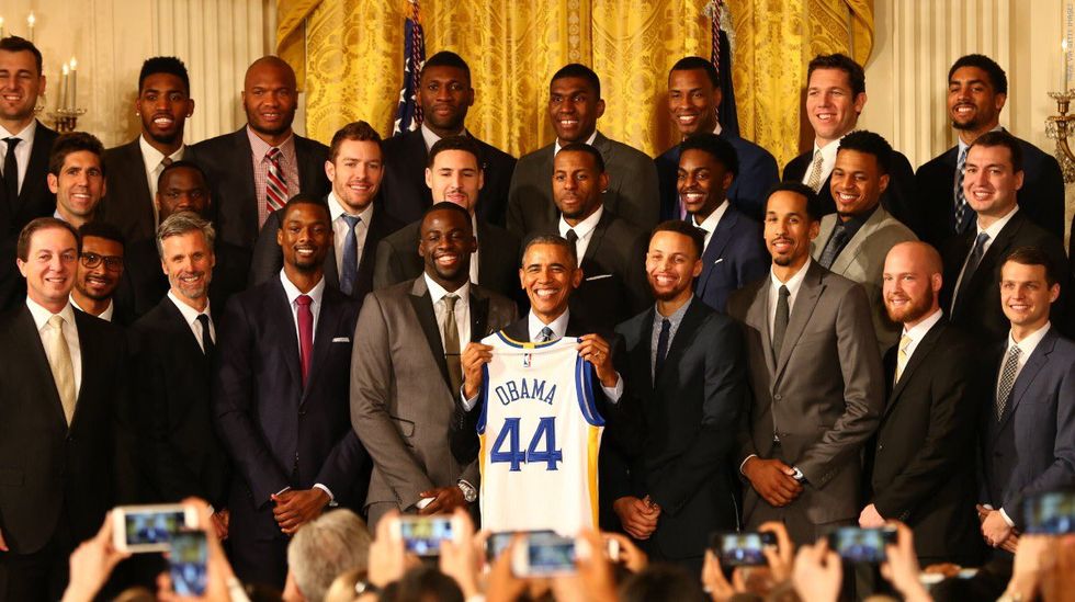 Obama’s Photographer Trolls Trump After Rumor Swirls Warriors Won’t Visit White House