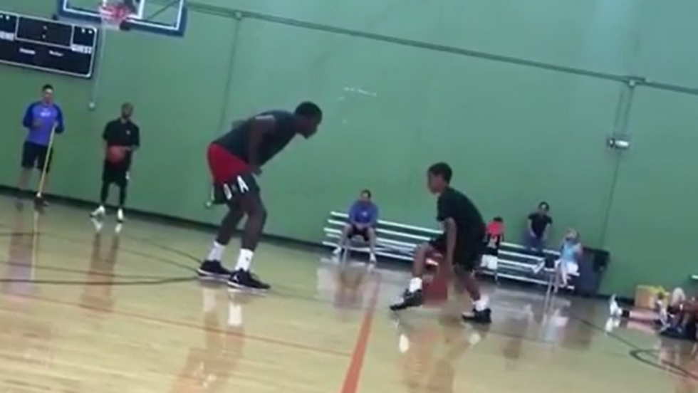 Watch This Little Kid Creatively Beat An NBA Player In 1-On-1