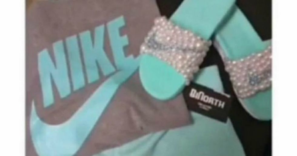 This Picture Of Nike Clothing Has Viewers Rabidly Taking Sides Over What They See