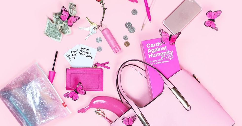 Cards Against Humanity Mocks Sexist Marketing Tactics With A Special 'For Her' Edition