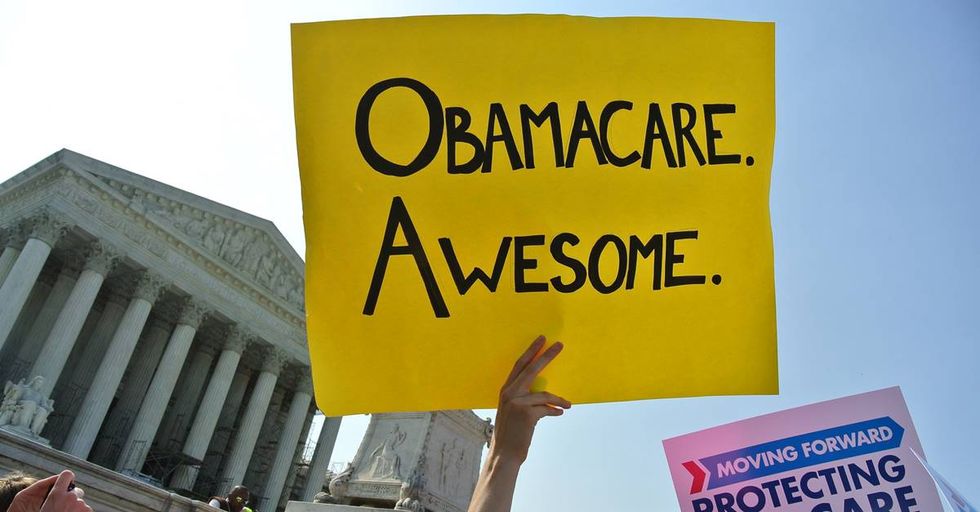 Conservative Pundit Tomi Lahren Admits She Benefits From Obamacare