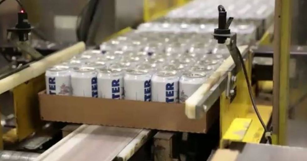 America’s Biggest Brewers Are Using Their Factories To Provide Water For Harvey Relief