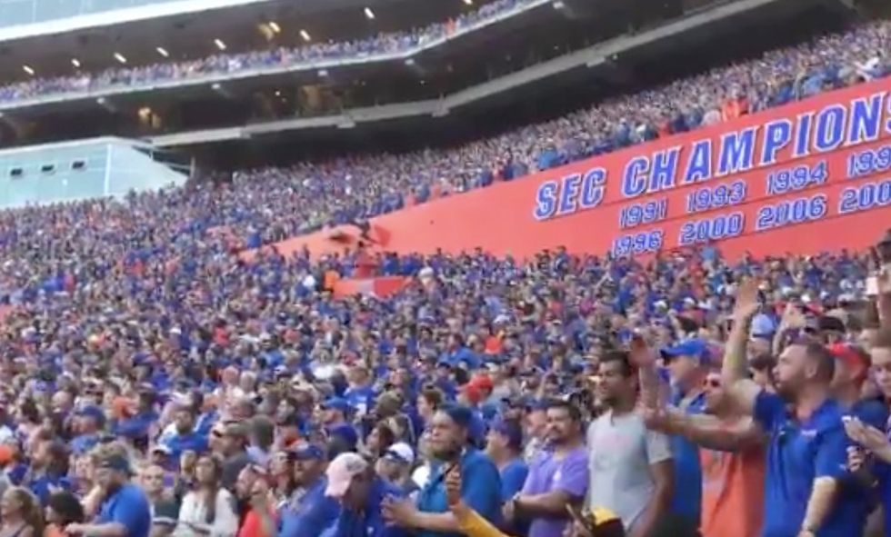 Florida Gators Fans Offered A Heartfelt Tribute To Tom Petty With An 'I Won't Back Down' Sing-Along