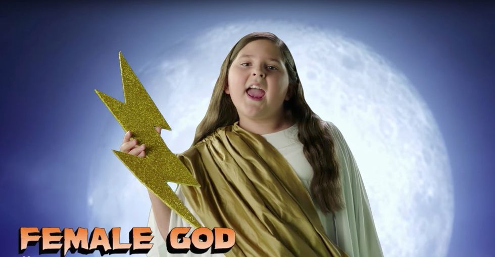 Sarah Silverman Offers Up Ridiculous 'Liberal Costumes' To Terrify The Conservative People In Your Life