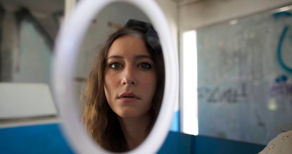 Mental Health Advocate Perfectly Explains Why Depression Makes People Tired