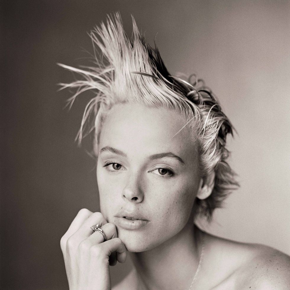 10 celebrity photos from the 1980s that make us miss the pre-photoshop era