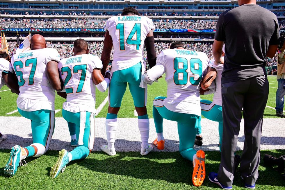 NFL Owner Promised Players Would Stand For Anthem But Then Backtracked