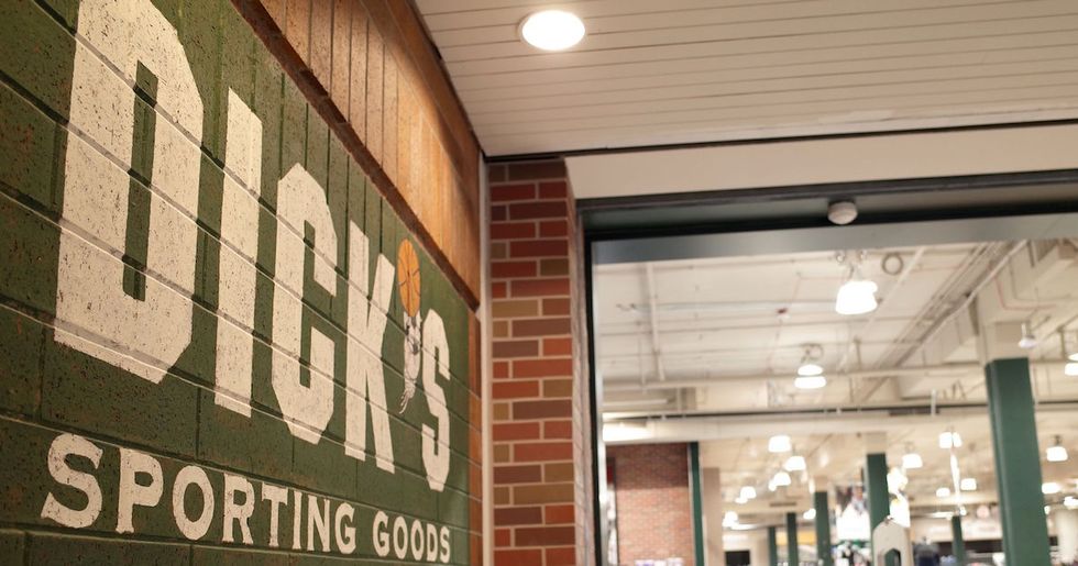 Dick’s Sporting Goods Pulls Assault Rifles From Shelves And Wants Them Banned Altogether