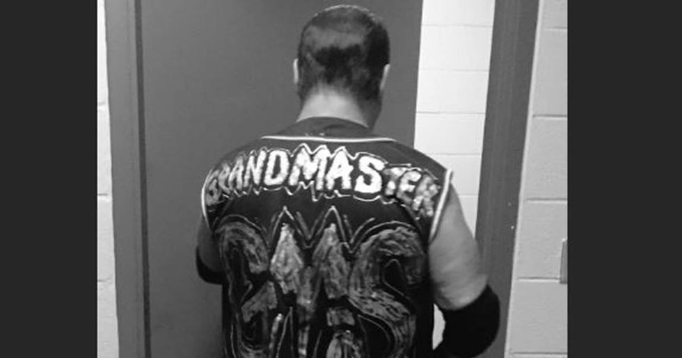 WWE Legend Jerry ‘The King’ Lawler Pays Tribute To His Deceased Son In The Ring