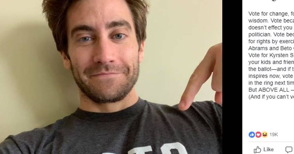 Jake Gyllenhaal just endorsed Beto O’Rourke and Twitter had a freak out.
