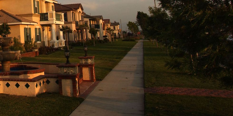A 'barefoot runner' complained about acorns in the neighborhood. It did not go over well.