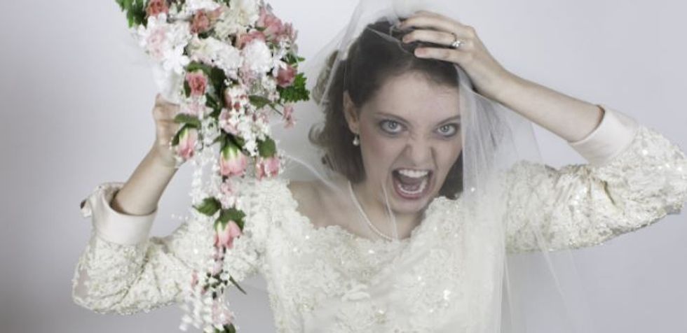 Bridezilla Enforces Ugly 1 000 Dress Code Based On Weight That S