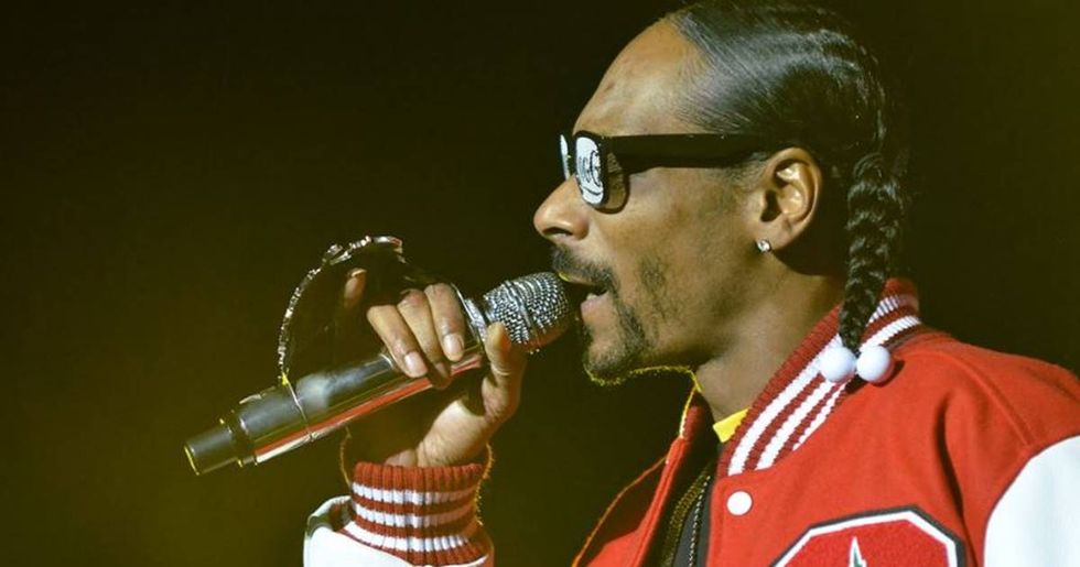 After distressing footage of a dog named Snoop being abandoned went viral, Snoop Dogg offered to adopt the pooch.