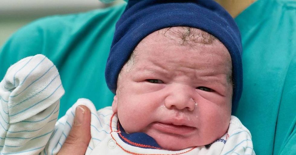 This nurse shut down anti-vaxxers using their own logic.