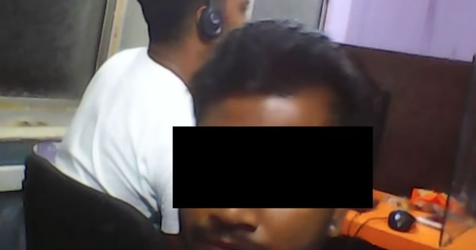 Hero YouTuber Gains Unprecedented Access to Scam Call Center and Protects Their Potential Victims.