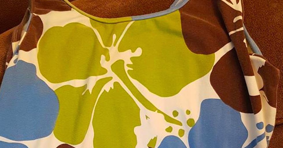 Mom wears summer dress for years without noticing the NSFW pattern in plain sight