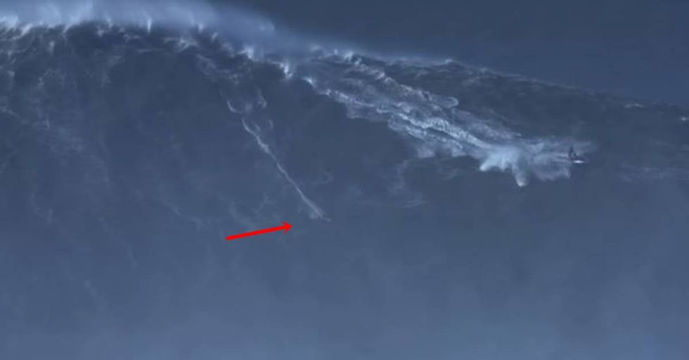 Brazil’s Rodrigo Koxa Surfs The Largest Wave Ever Recorded