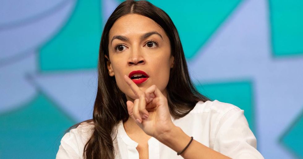 AOC brilliantly exposed how lobbyists are openly manipulating lawmakers.