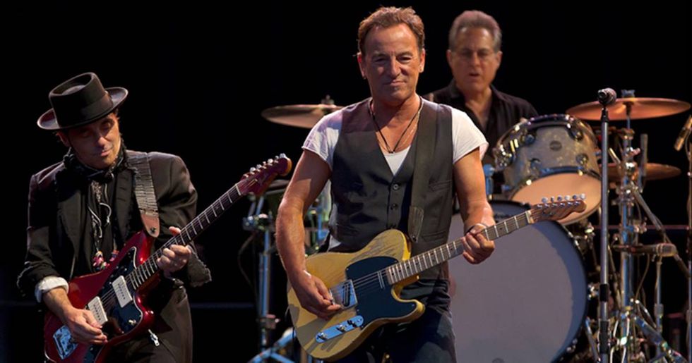 Bruce Springsteen Opens Up About Depression In His New Memoir